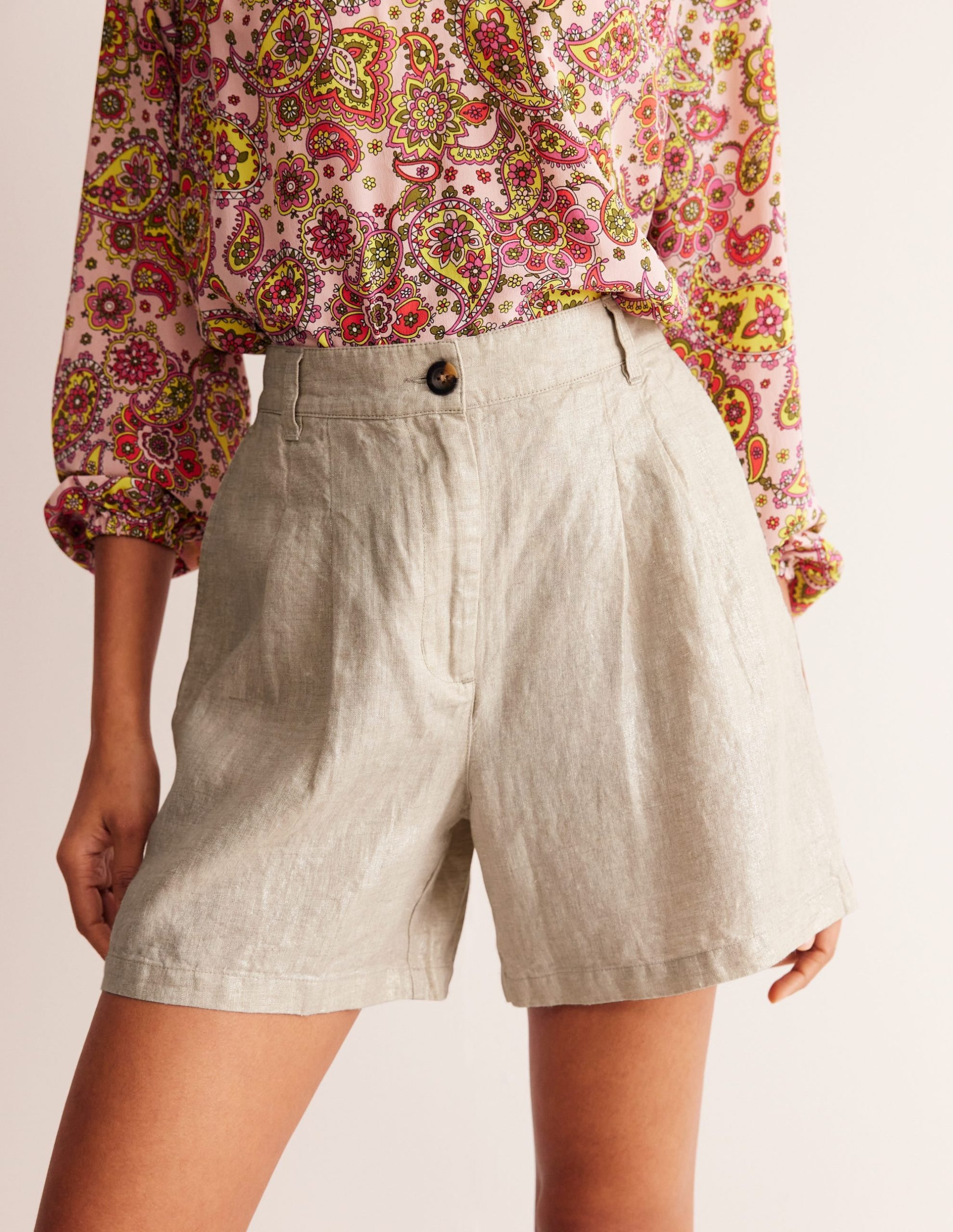 Pleated Linen Shorts-Neutral Metallic - Image 4