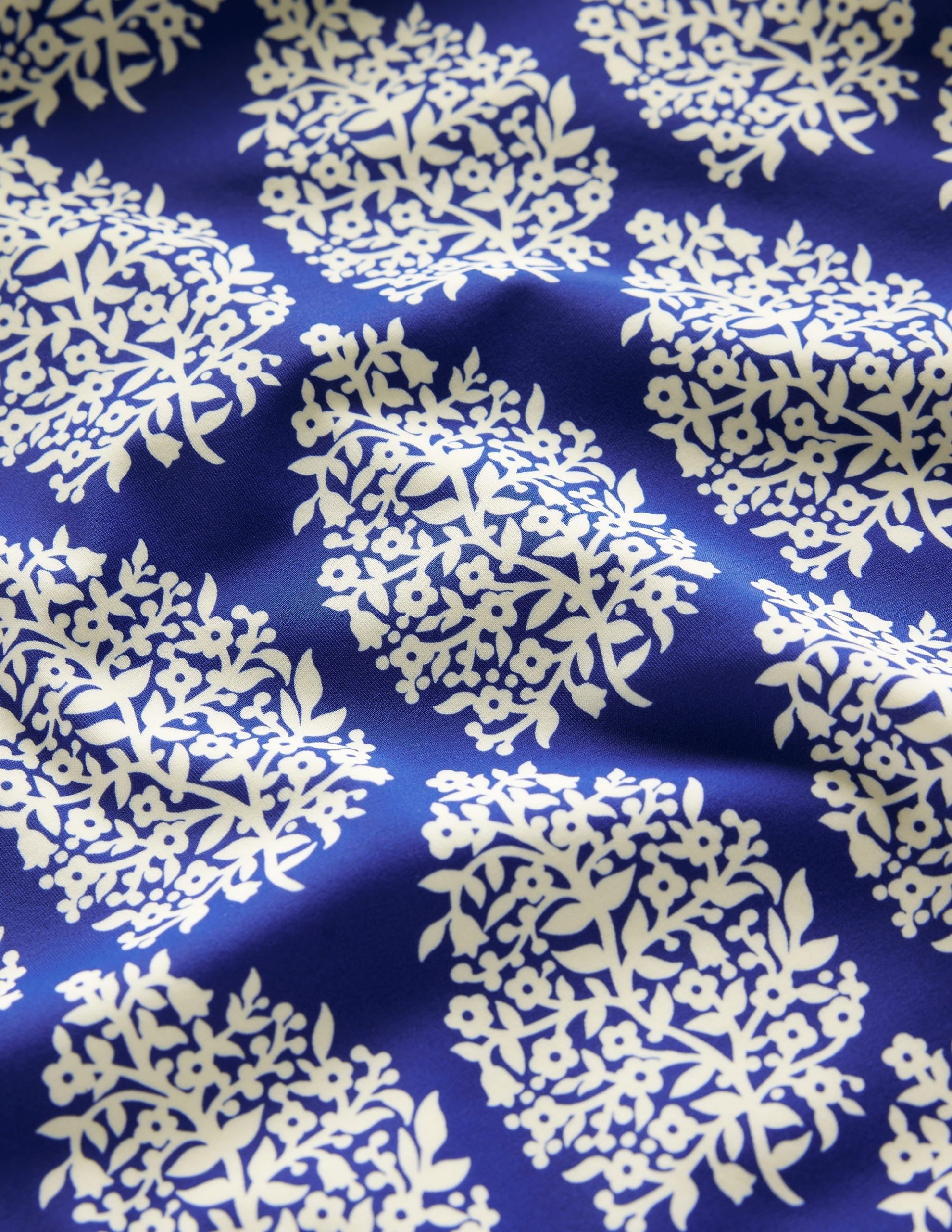 Capri Cup-size Swimsuit-Surf The Web. Floret Paisley - Image 6