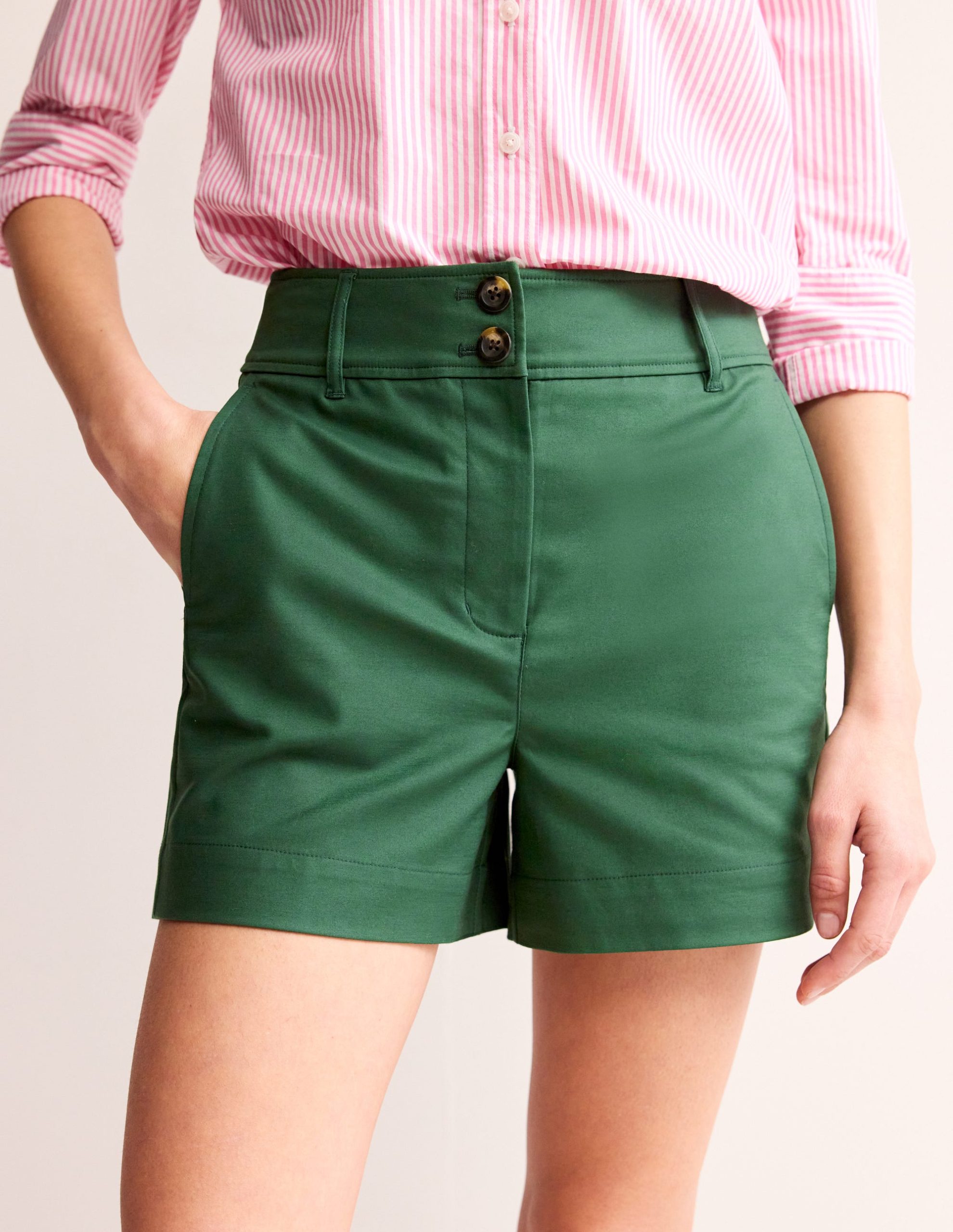 Westbourne Sateen Shorts-Dark Green - Image 4