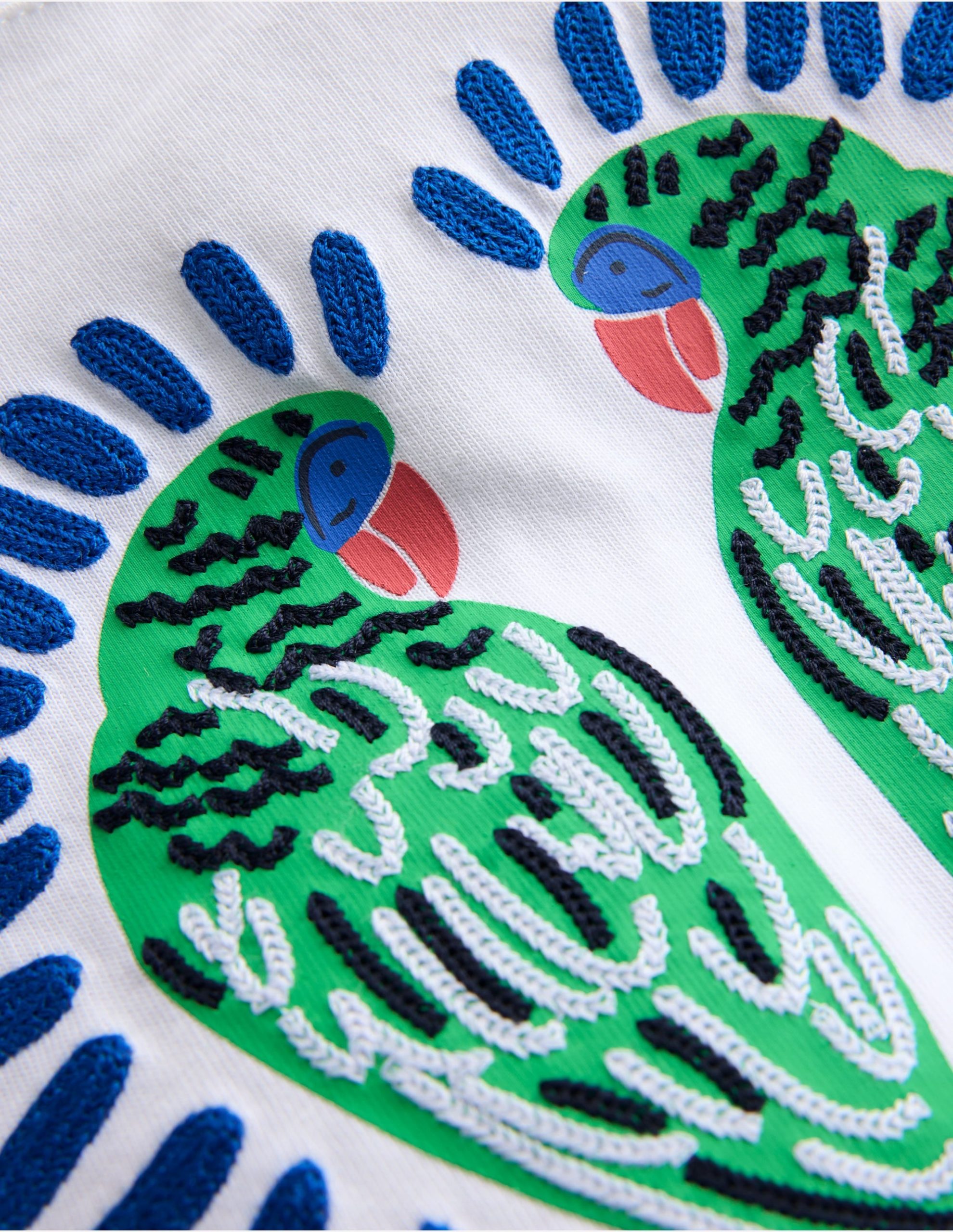 Bay Boucle T-Shirt-White Birds - Image 8