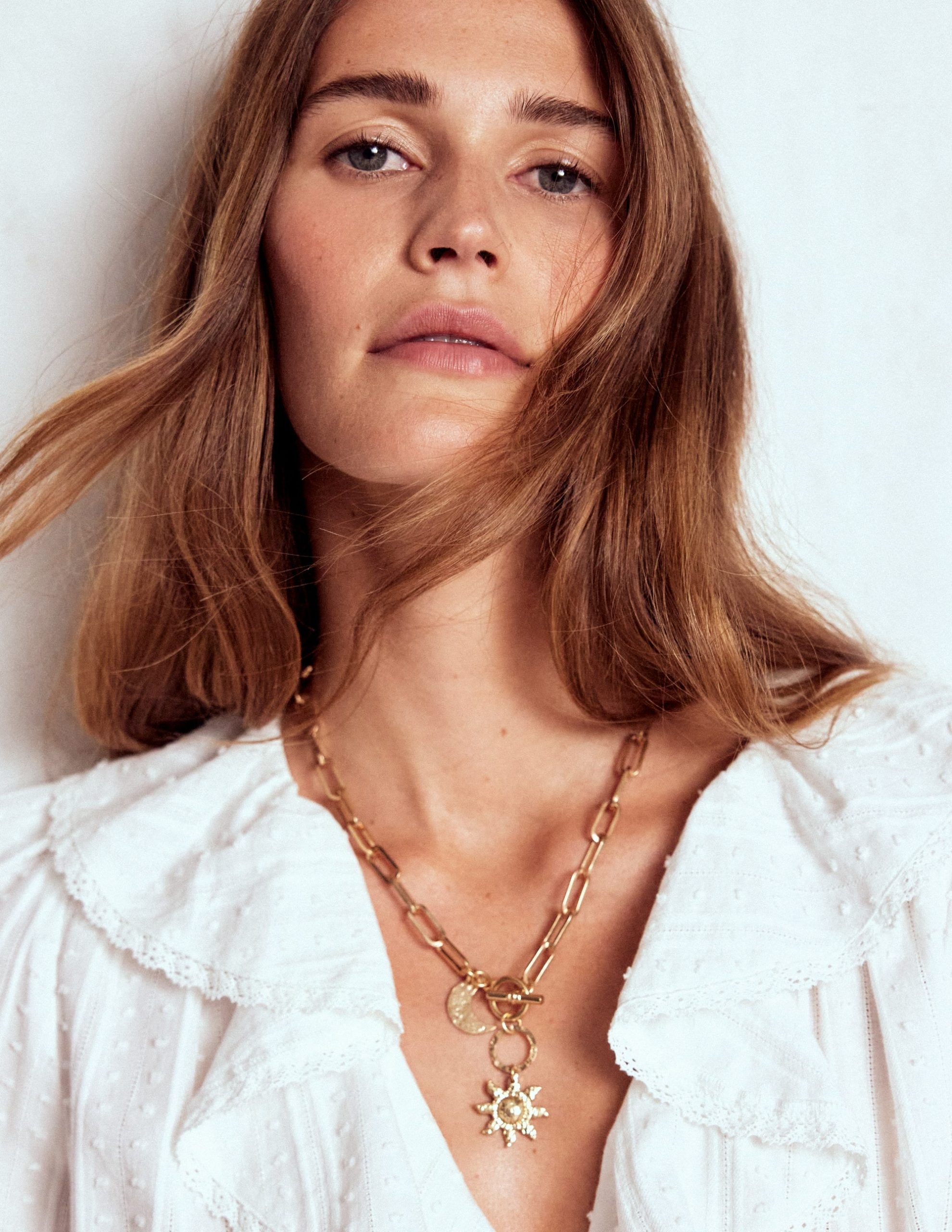 Hammered Motif Necklace-Gold Colour - Image 2