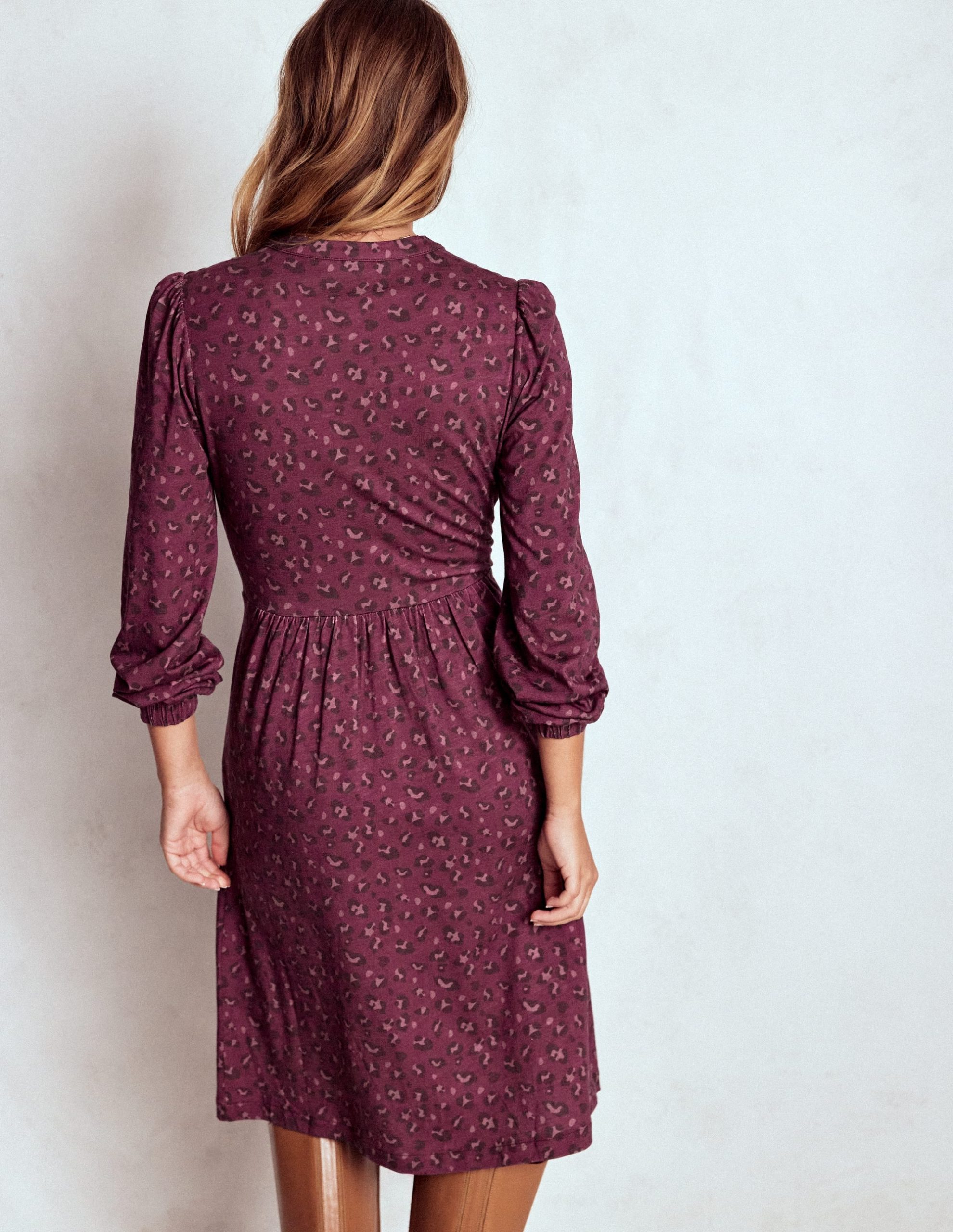 Naomi Relaxed Jersey Dress-Prune. Leopard Spots - Image 3