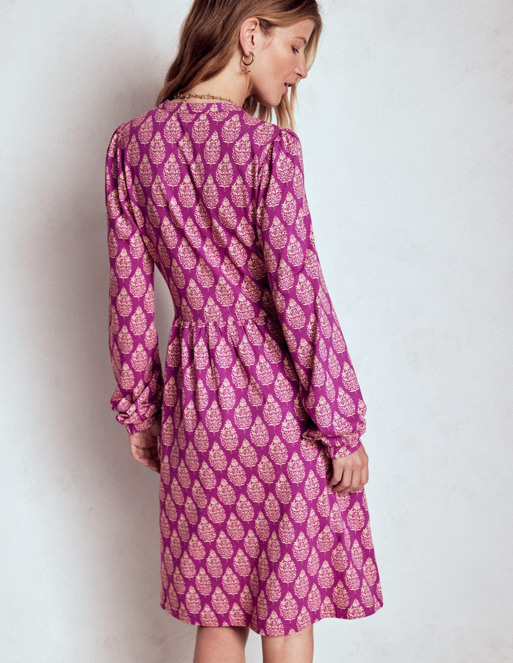 Naomi Relaxed Jersey Dress-Purple. Wildflower Bouquet - Image 4