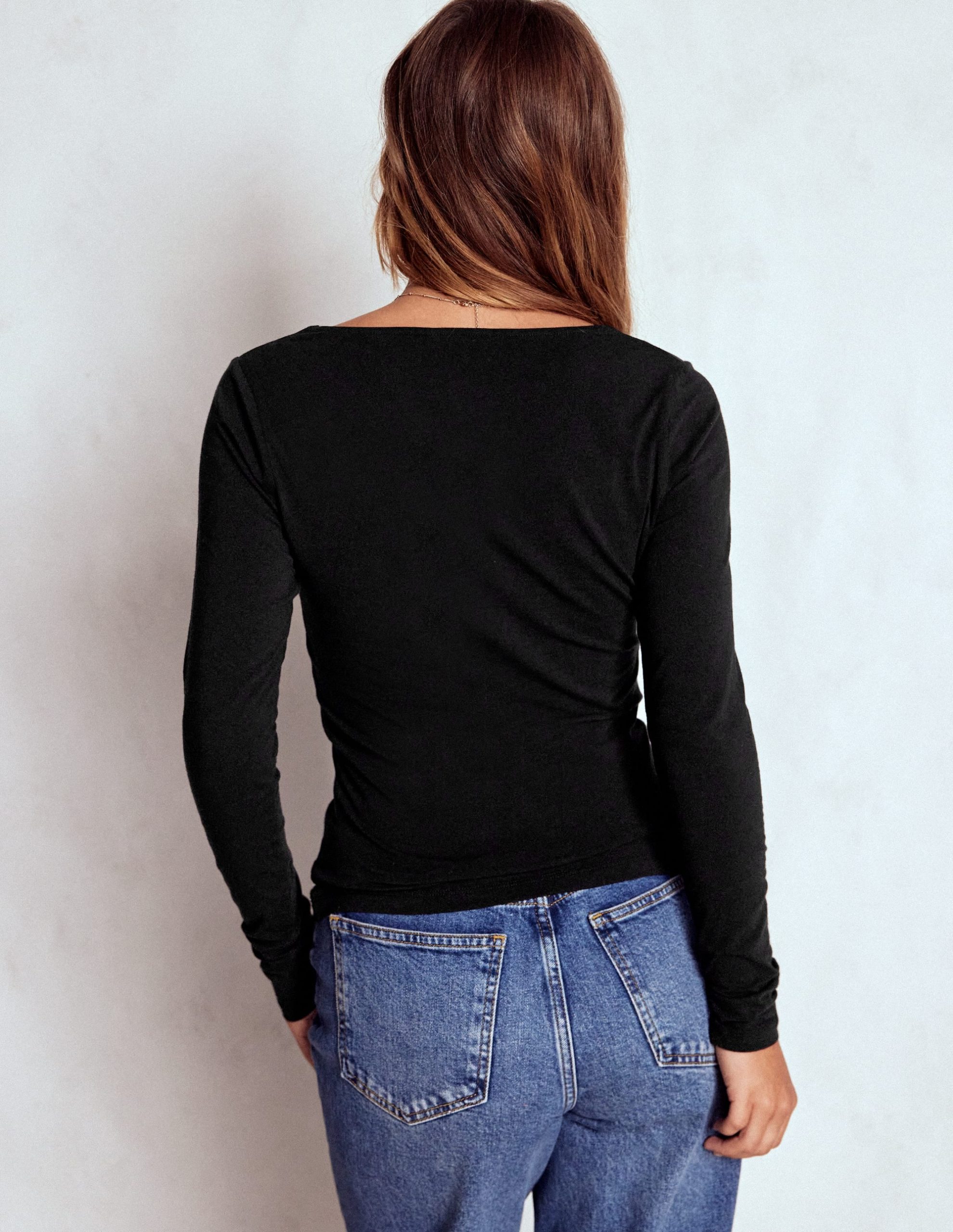 Double Layer Scoop Long Sleeve-Black - Image 3