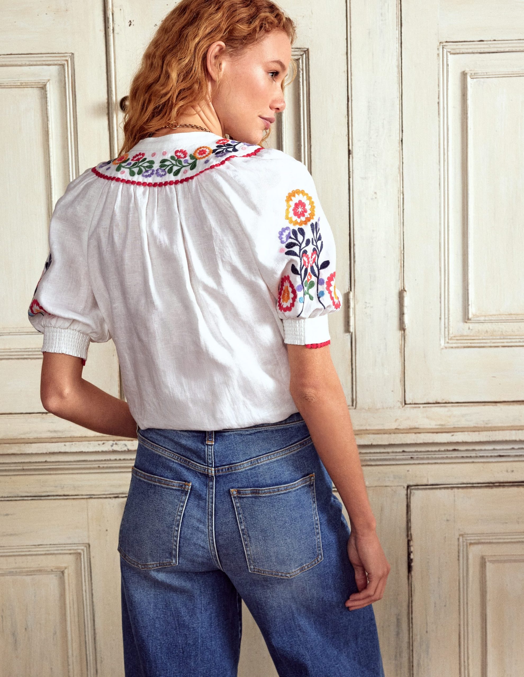 Bea Linen Top-White. Embroidery - Image 3