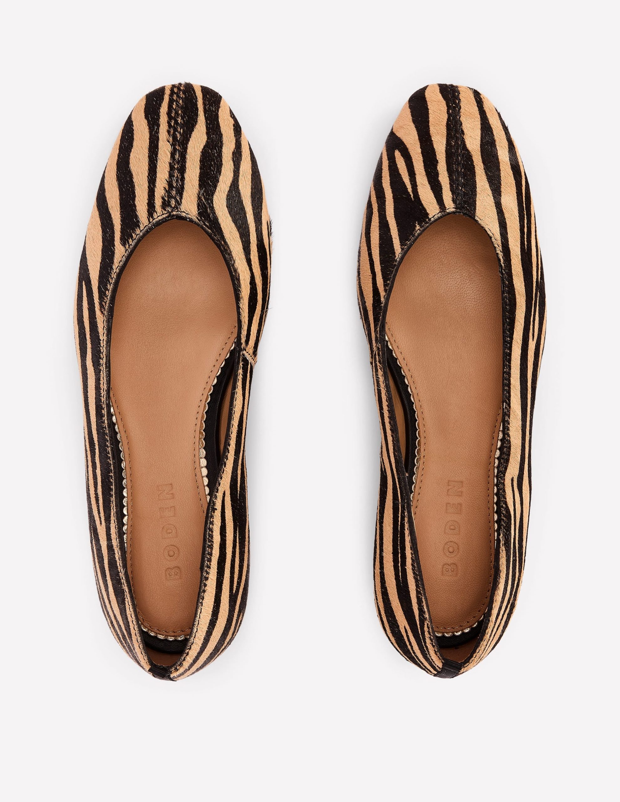 High Cut Stitch Detail Flats-Black/White - Image 6