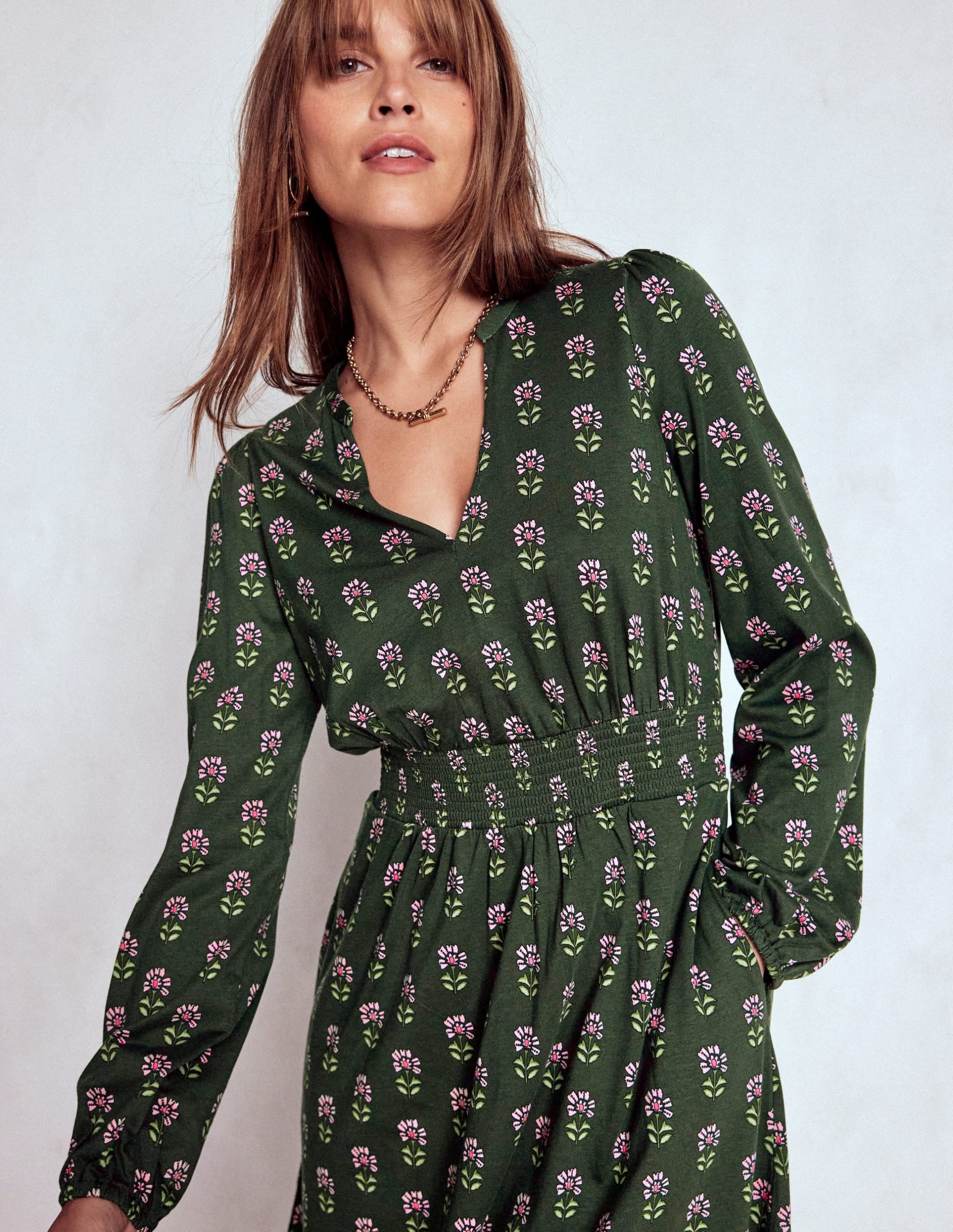 Sarah Short Jersey Dress-Winter Moss. Woodblock Floral - Image 2