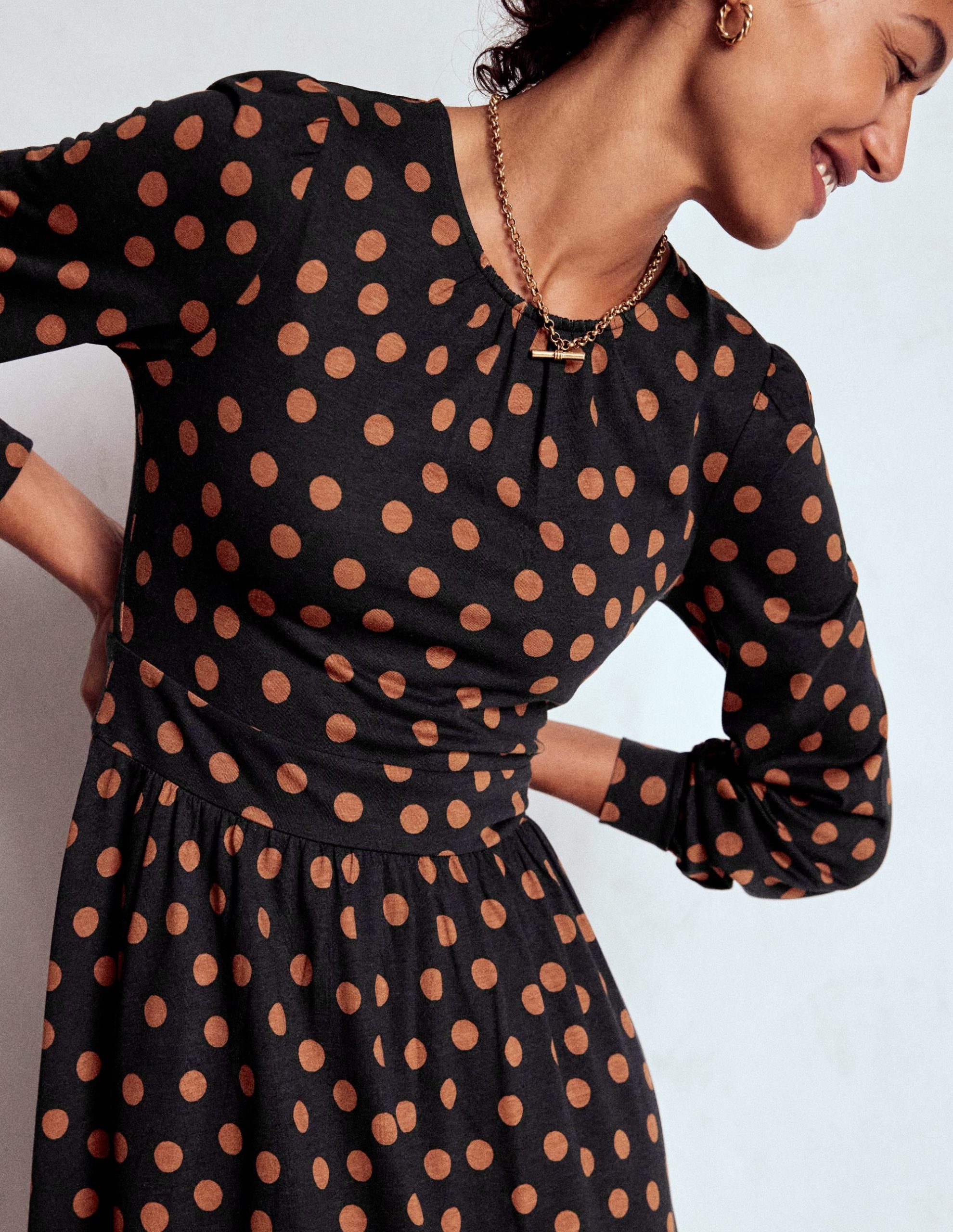 Alexandra Jersey Midi Dress-Black. Tortoise Shell Dot - Image 3