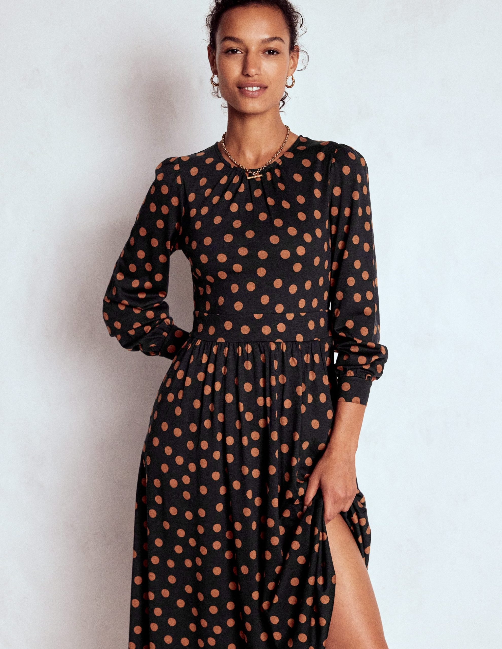 Alexandra Jersey Midi Dress-Black. Tortoise Shell Dot - Image 5