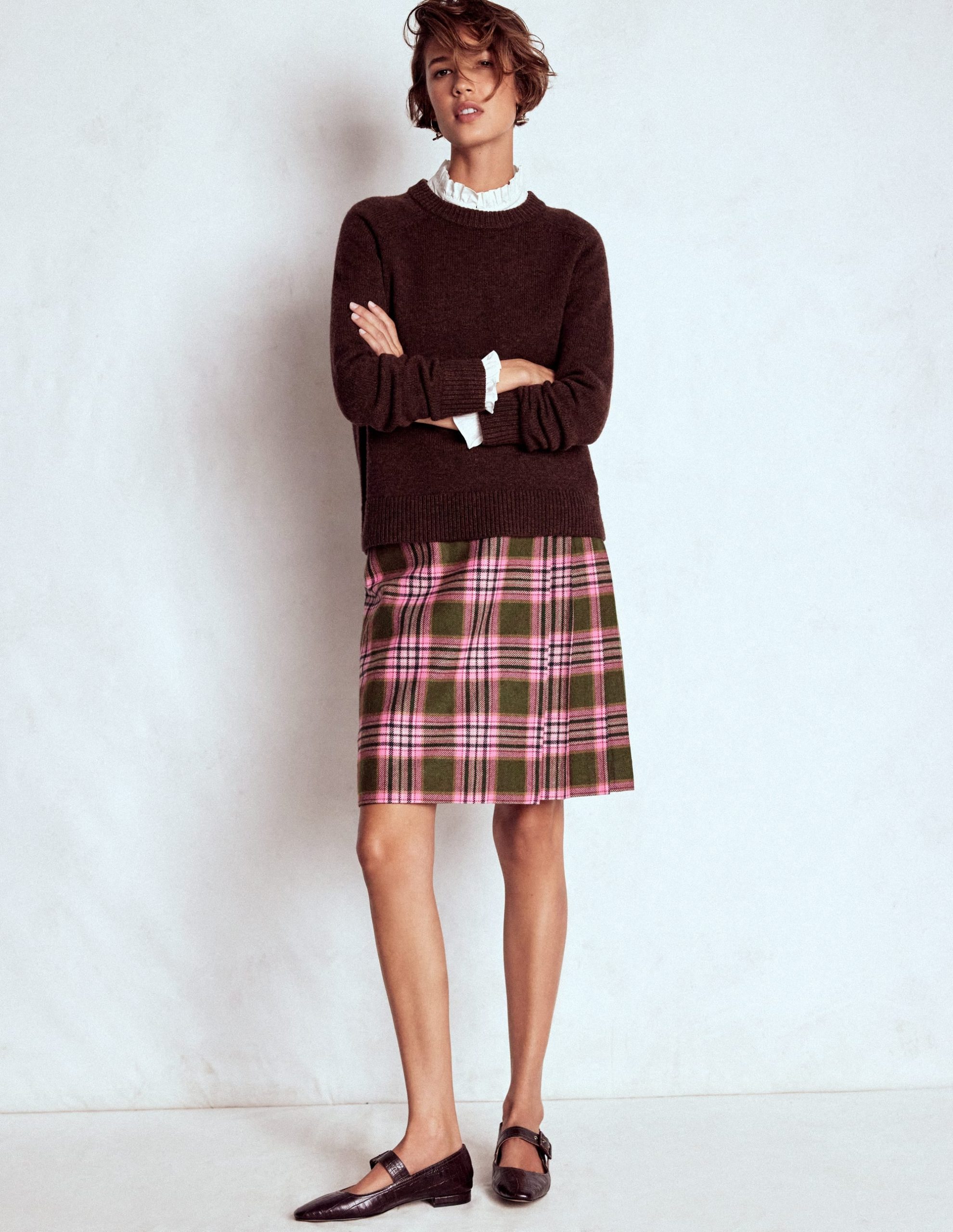 Helen Wool Kilt Skirt-Olive. Green and Pink Check - Image 2