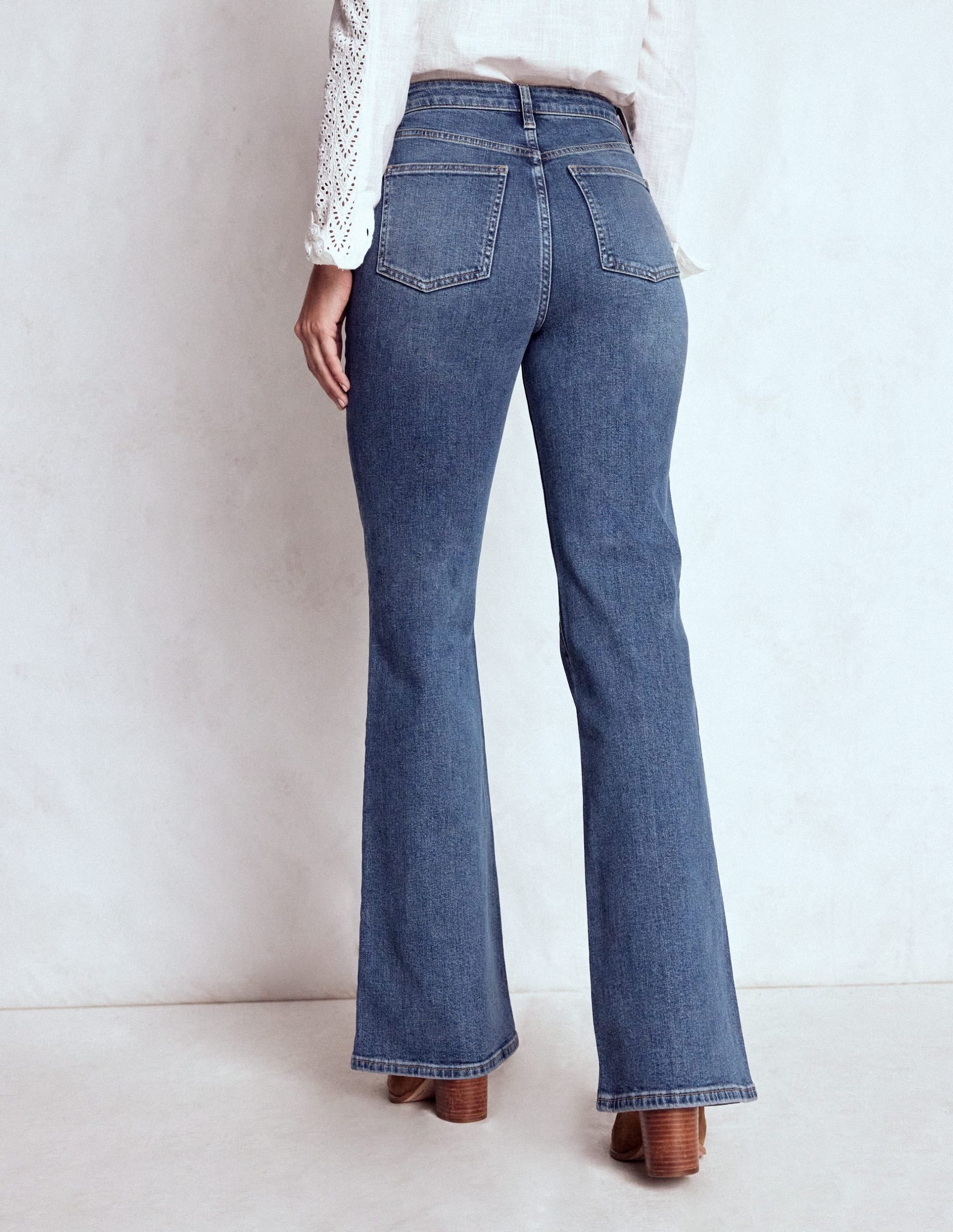 High Rise Fitted Flare Jeans-Mid Vintage - Image 3