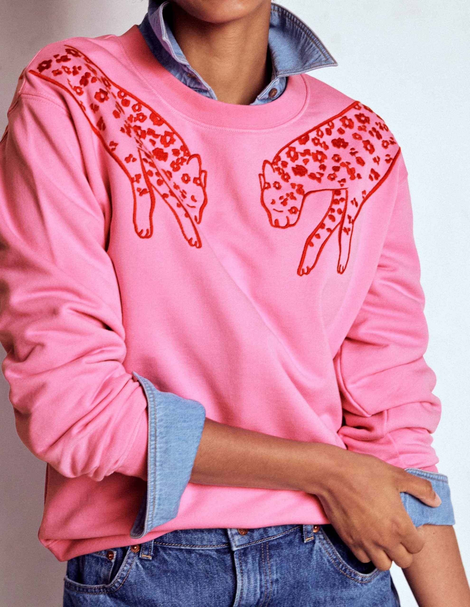 Emi Embroidered Sweatshirt-Leopard Embroidery - Image 2