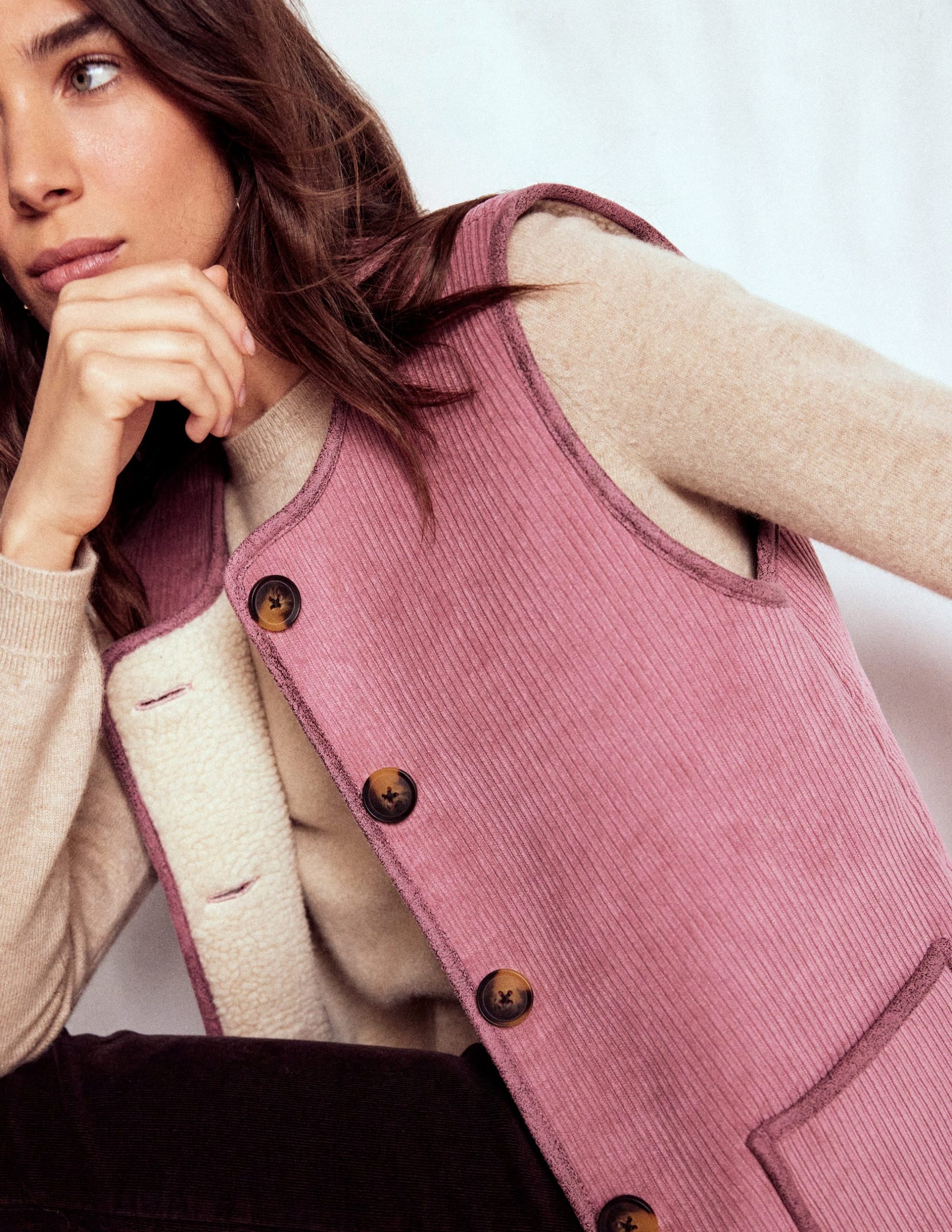Clerkenwell Reversible Gilet-Light Pink. Natural - Image 4