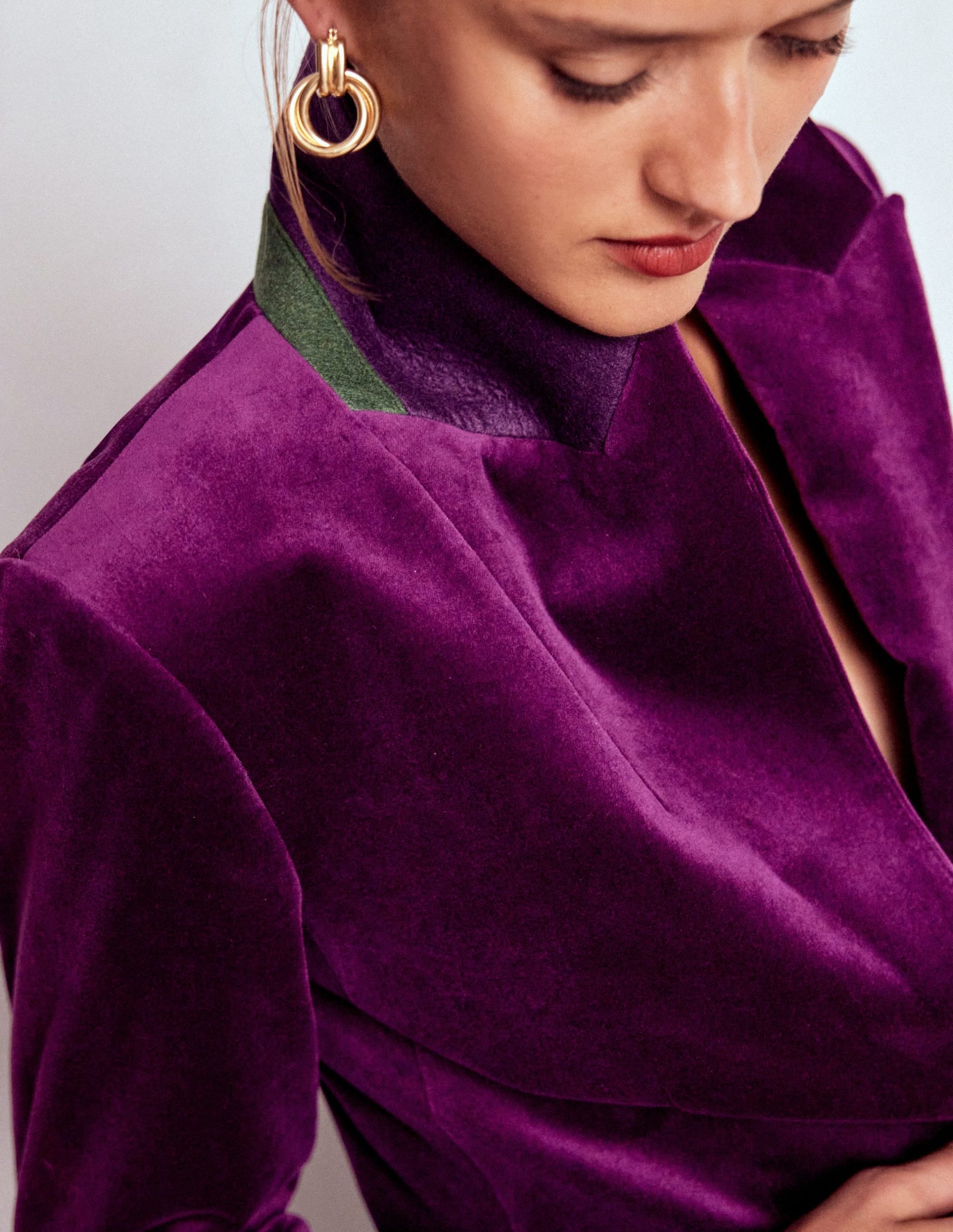 Stamford Velvet Blazer-Plum Jam - Image 2